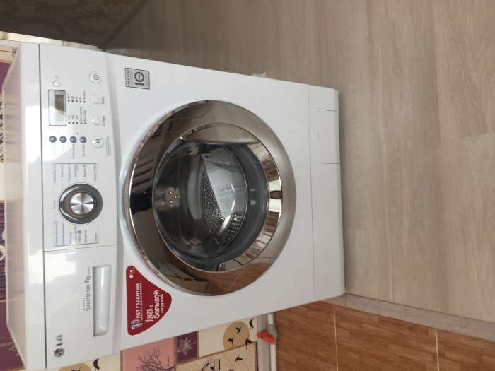Стиральная машина в отличном состоянии, пользовались год, фотография 2
