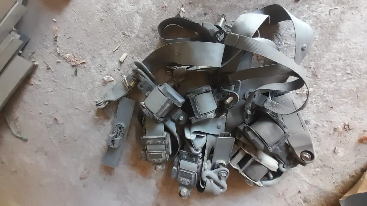 Подголовники на 3 ряд от Хонды Одиссей 1997, фотография 13