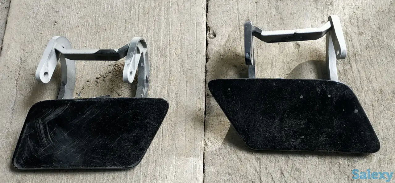 Заглушки на бампер под омыватели. Мерседес 221 кузов., фотография 1