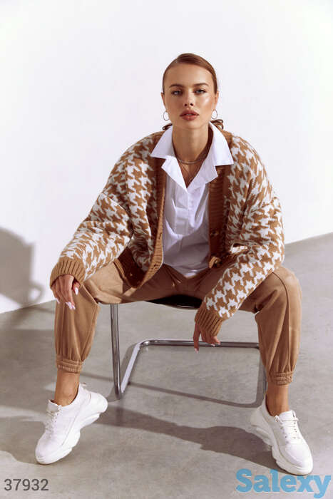 Замшевые брюки-джоггеры, фотография 1