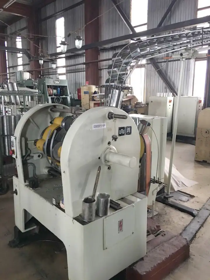 Жестяная банка Линия блема blema soudronic, фотография 8