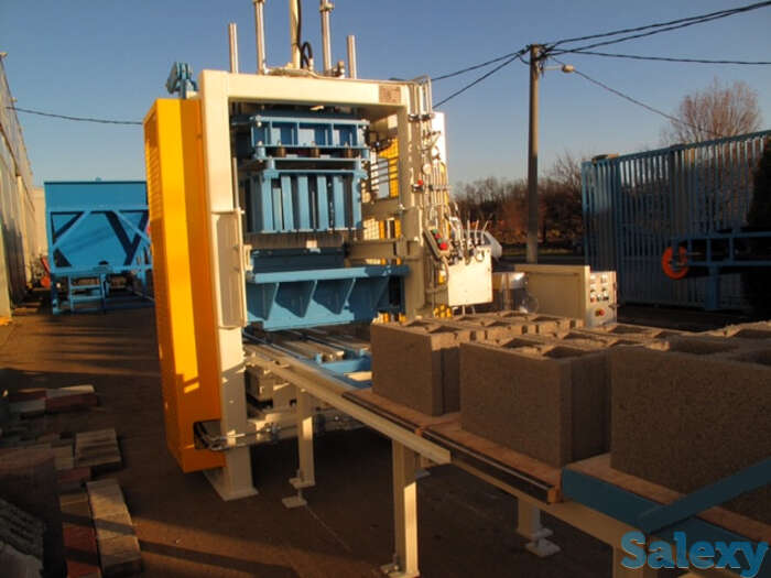 Вибропрессы для производства блоков Sumab E-300, фотография 1