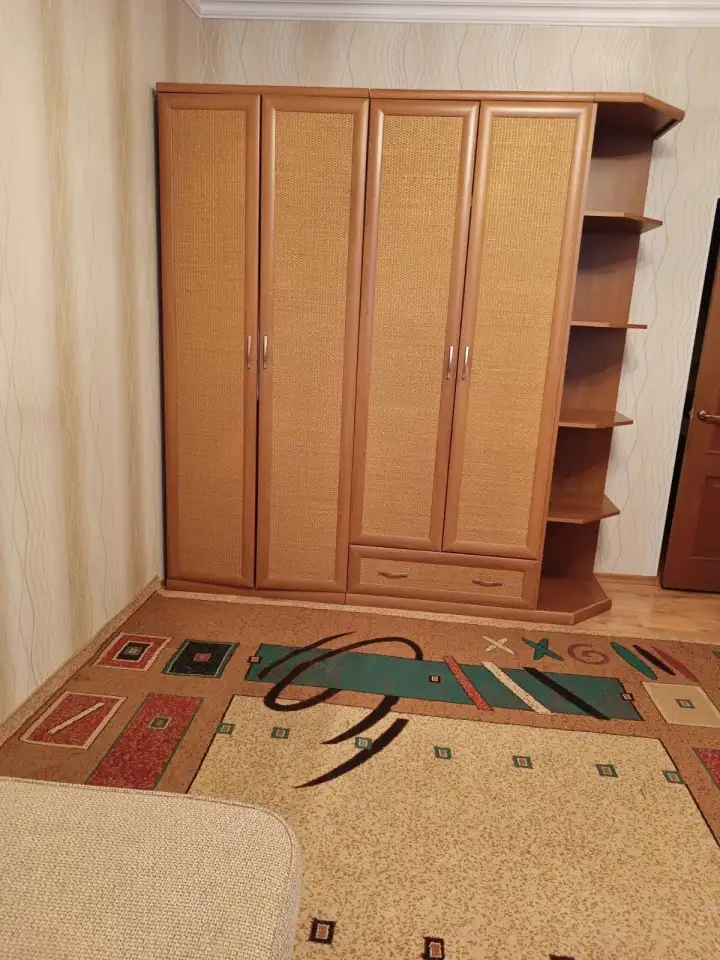 Продается 1-ком. квартира, общая площадь 38.1 кв.м., кухня 8 кв.м. на 3 этаже, фотография 2