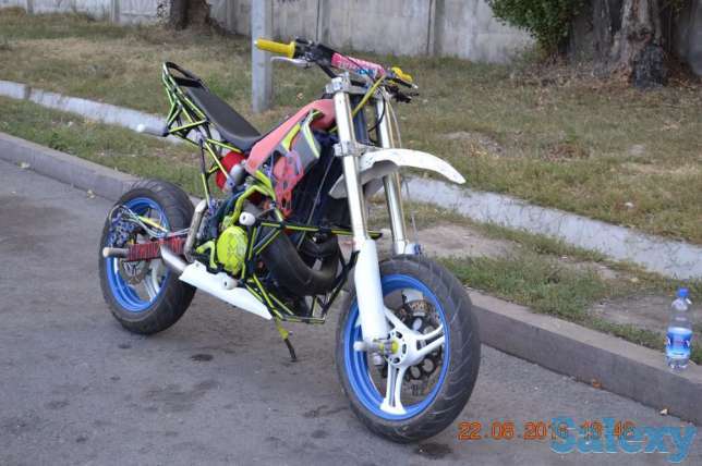 Мотоцикл HondaCr250r, фотография 1