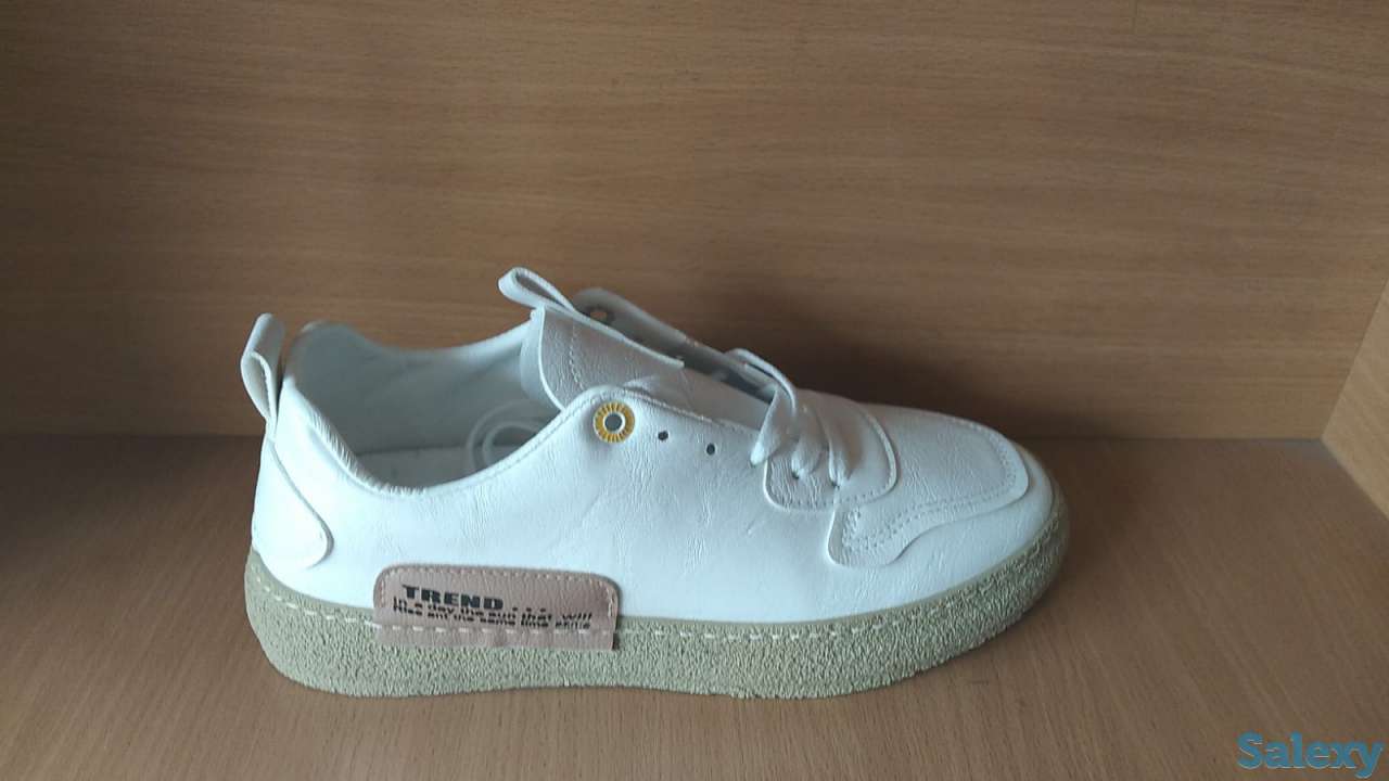 Третинговая сортивная обувь одежда, фотография 1