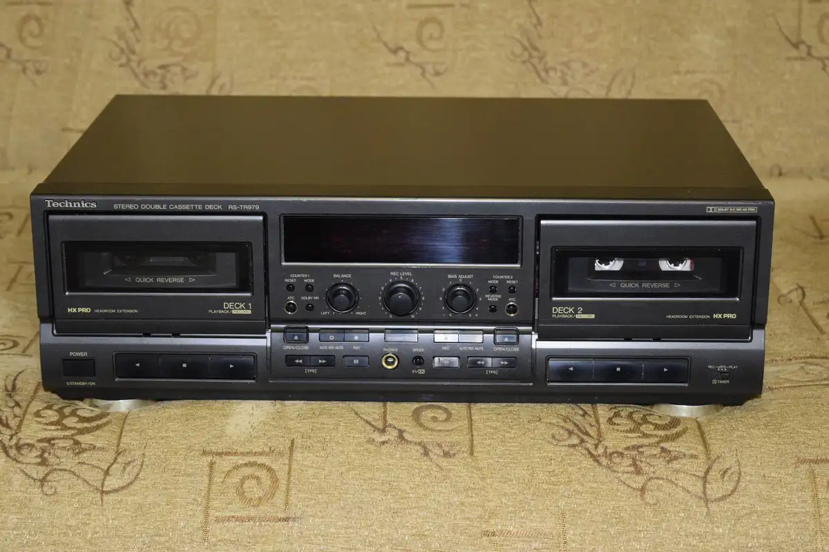 Куплю кассетную деку Technics RS - TR 979, фотография 1