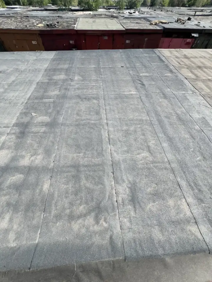 Гараж с новой кровлей !, Улица Кенжебек Кумисбеков, 3/2а, фотография 4