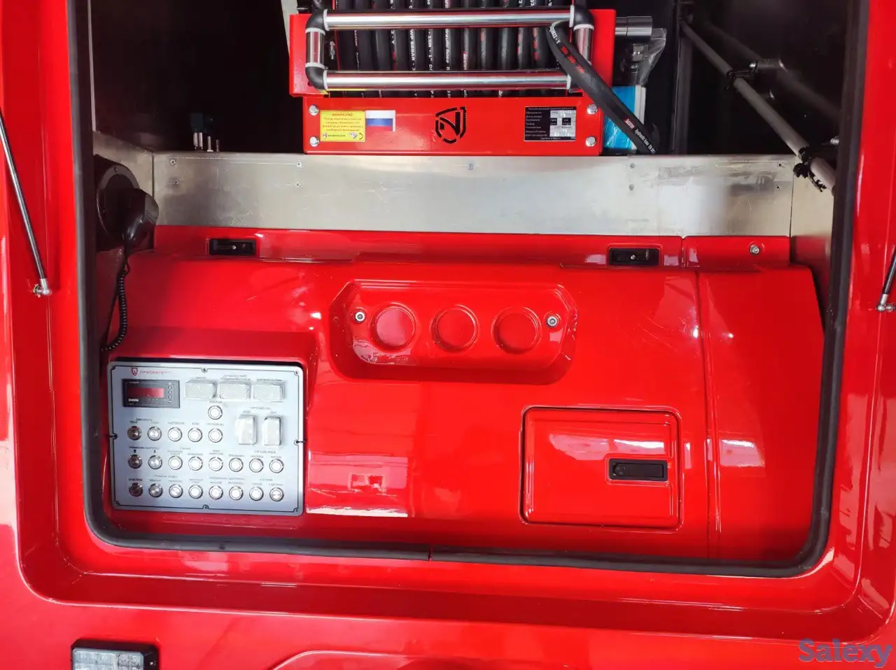 Пожарная автоцистерна на шасси Hongyan АЦ-5,0-40/4 (4X2), фотография 9