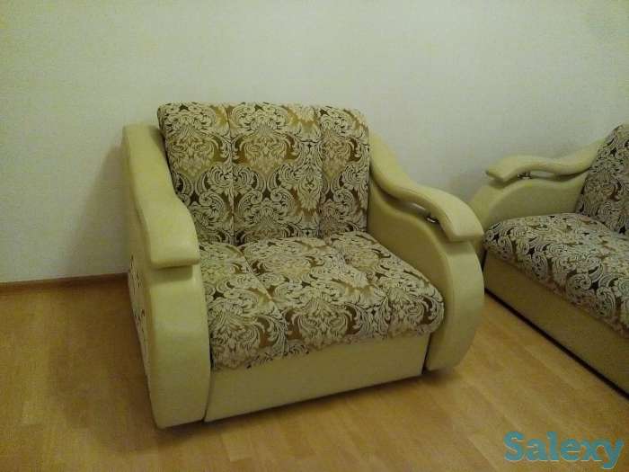 Продам набор мягкой мебели (1+3), фотография 4