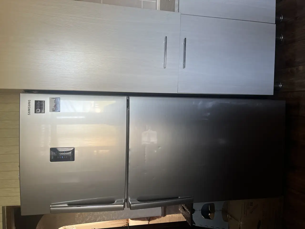 Продам холодильник Symsung, диван с двумя креслом, шкаф и комодом, фотография 4