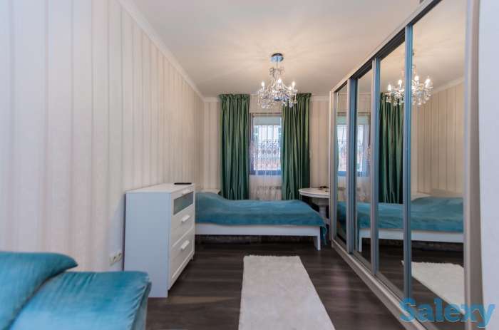 3-комнатная квартира, 130 м², 2/5 этаж, улица Тулебаева 114а — Толе би, фотография 6