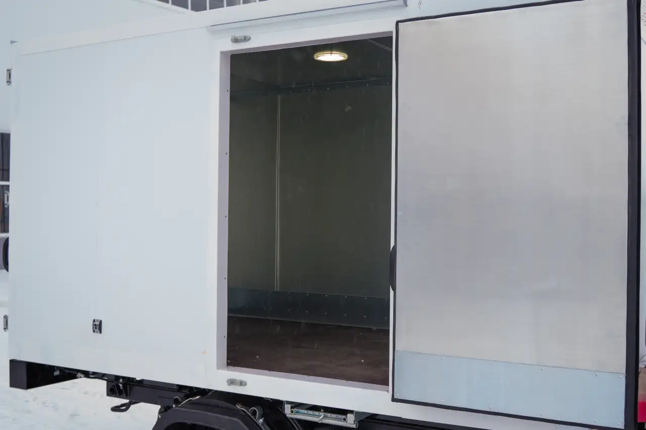 Завод изготовитель предлагает Вашему вниманию изотермические фургоны , рефрижераторы и спец технику, фотография 2