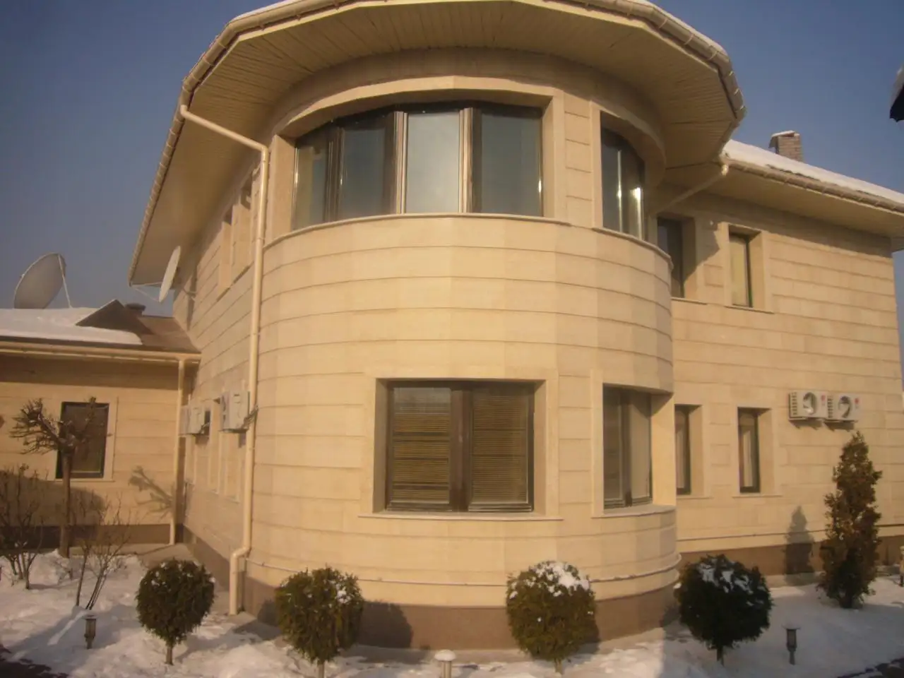 Делаем травертиновое оформление окон любой сложности. Замеры - бесплатно, фотография 1