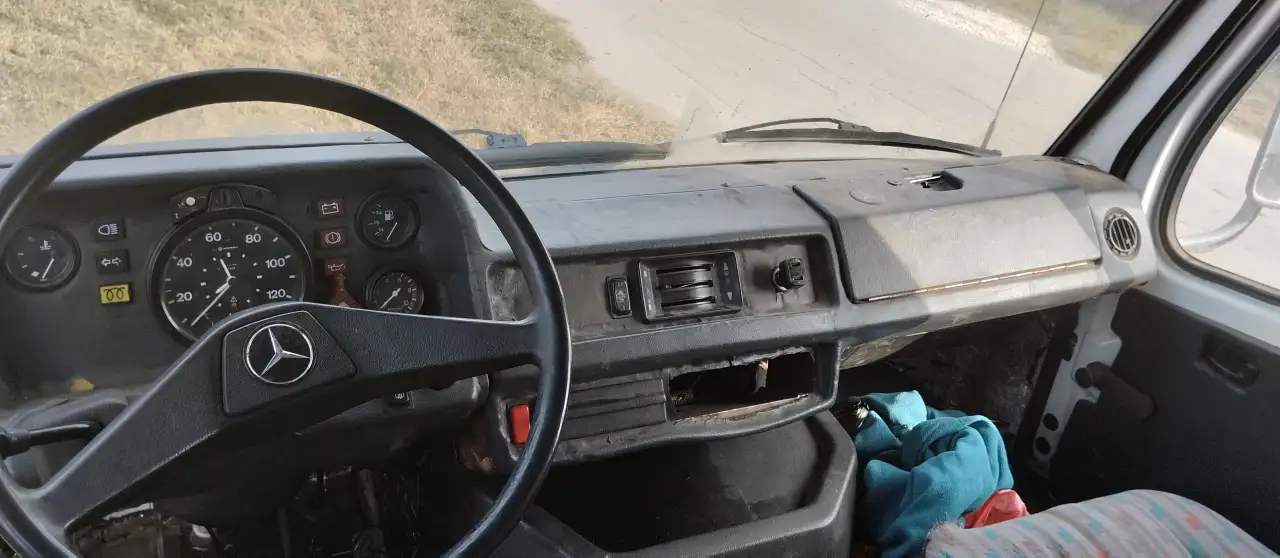 Mercedes Benz 408D, фотография 3