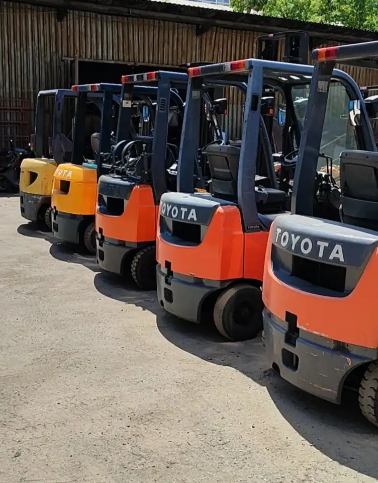 Вилочные погрузчики Toyota 1.5 тонн из Японии, фотография 3