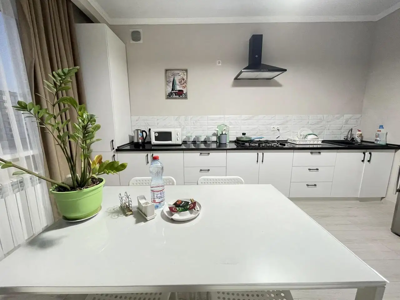 Кухня-студия 1-комнатная квартира-, Таумыш Жумагалиева 15 блок Е, фотография 7