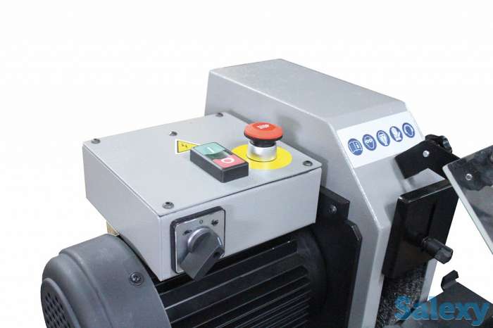 Станок для зачистки и удаления заусенцев с декоративных дверных накладок., фотография 1