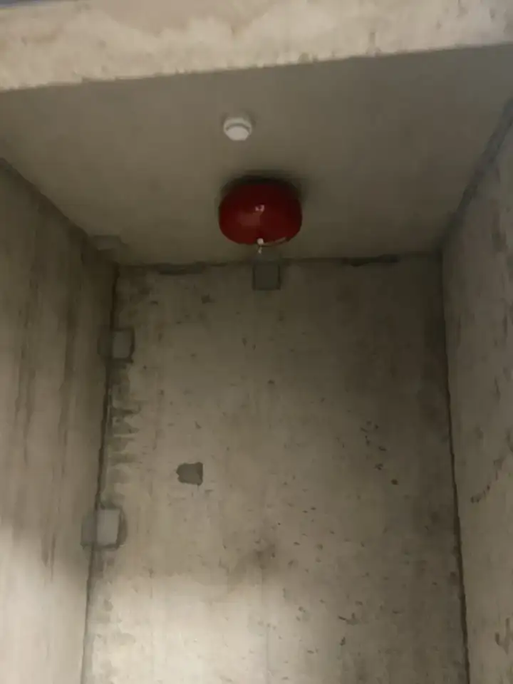 Сдам кладовку 3.2м в жилом доме, Улица Е 652, 18, фотография 5