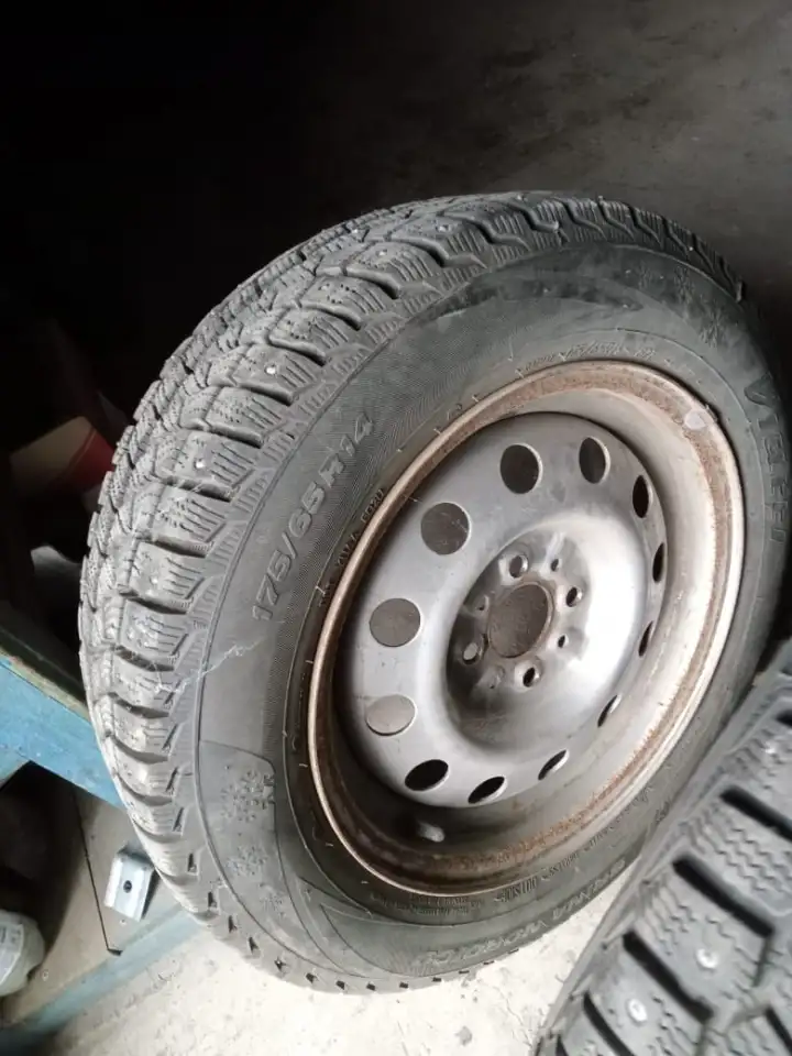 Продам зимнюю резину, фотография 2