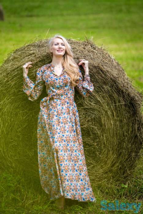 Авторские платья и платки от бренда 