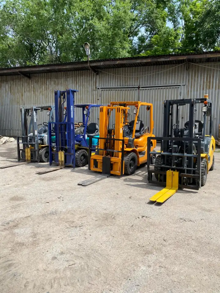 Вилочный погрузчик Komatsu FG15C16 из Японии, фотография 1