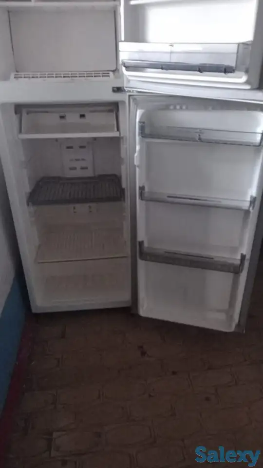 Продам б/у холодильник и газ плиту , всё работает. За все 7000, фотография 1