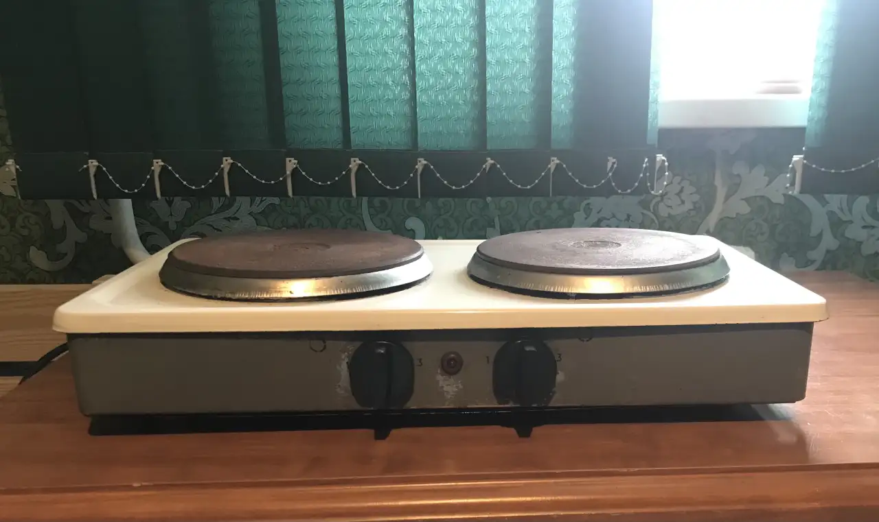 Плита электрическая 2-х конфорочная бу, фотография 1