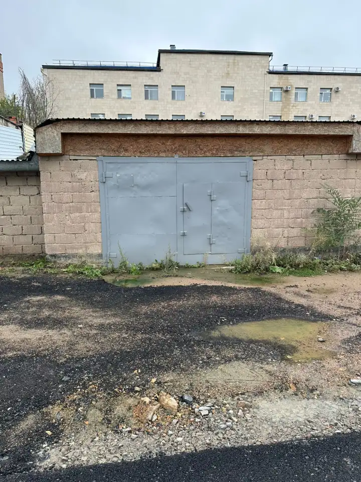 Гараж Ул. Пушкина 25 угол Акана Серы, фотография 1