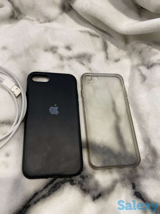 Продам телефон iPhone se 2020, фотография 5