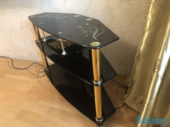 Срочно! Продам красивую подставку под телевизор!, фотография 3