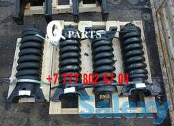 Натяжитель гусеницы для экскаватора Hyundai R210LC-7A., фотография 1