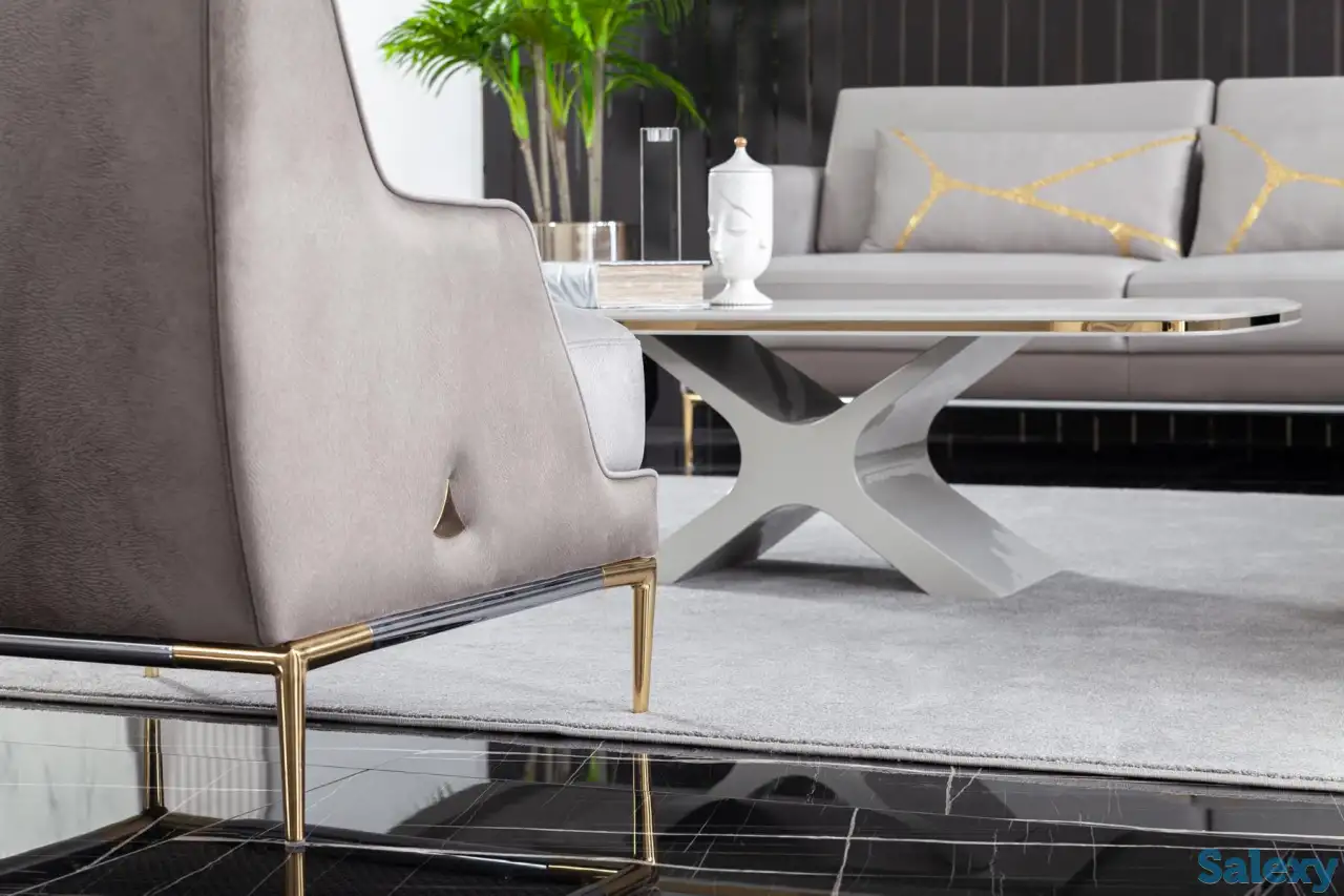 Великолепный комплект диванов 3+3+1 и журнальный столик, фотография 2