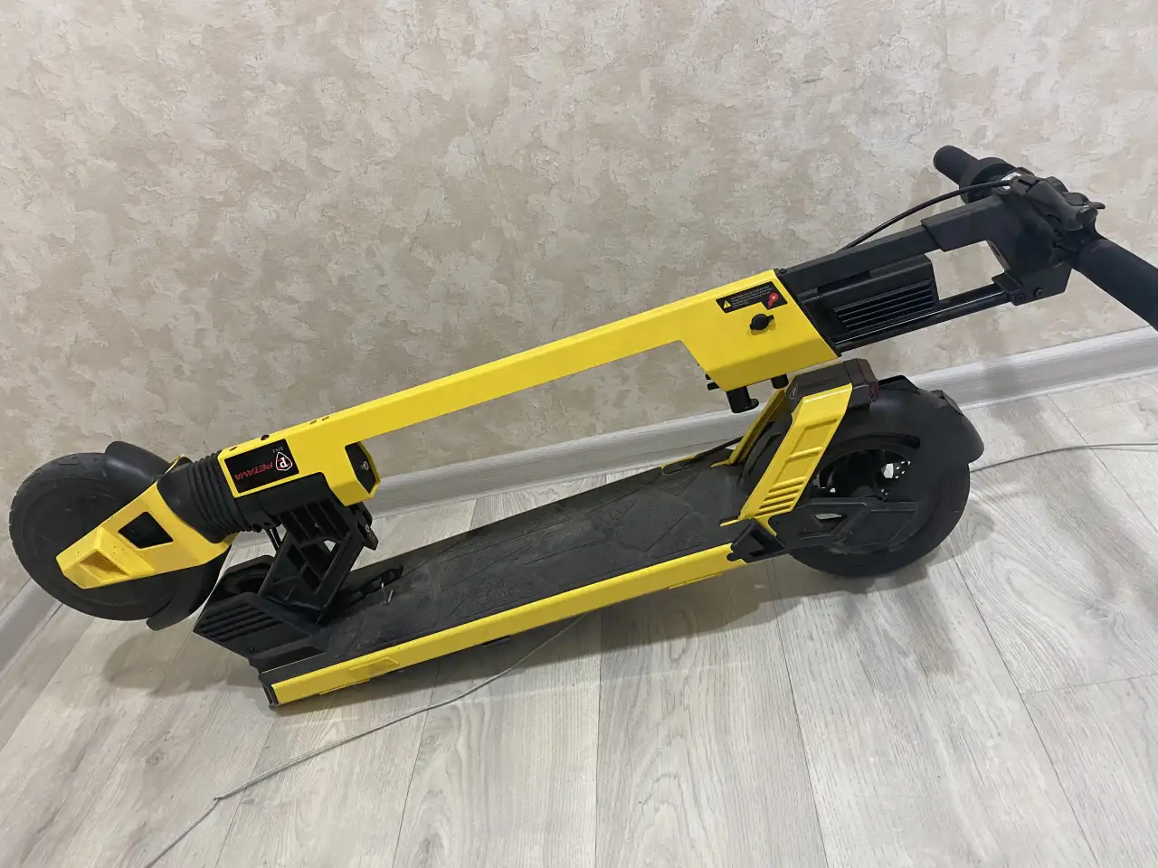 Электросамокат в идеальном состоянии, фотография 4