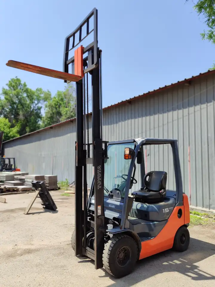 Вилочный погрузчик Toyota 8FG15 из Японии, фотография 3