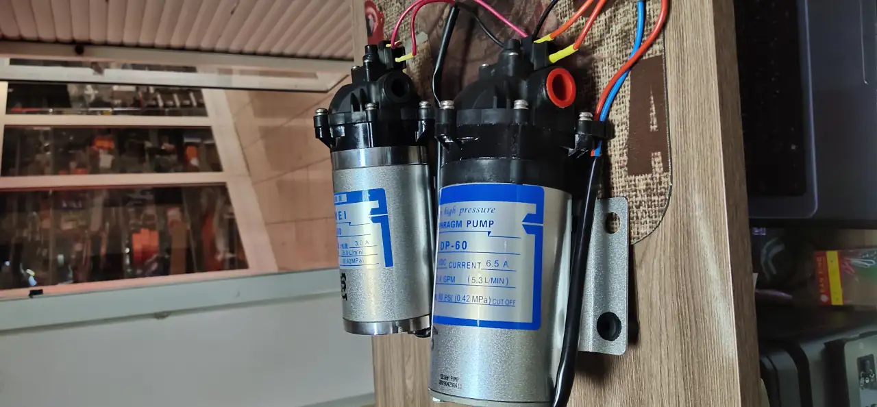 Насос водяной на 12 и 24V на китайский каток, фотография 2