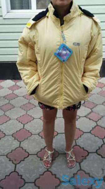 Продам теплую зимнюю спортивную куртку, фотография 1