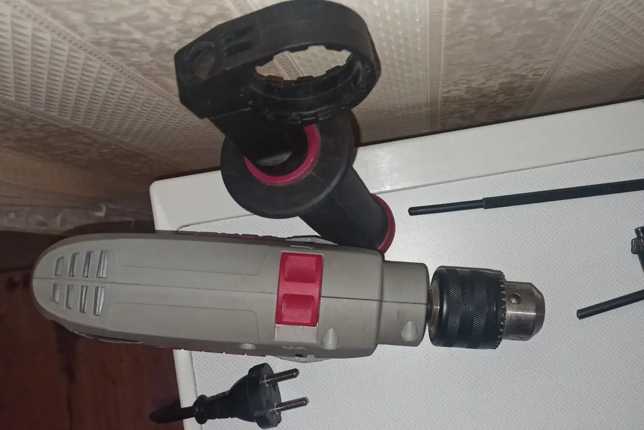 Дрель в т.ч. по металлу, фотография 1