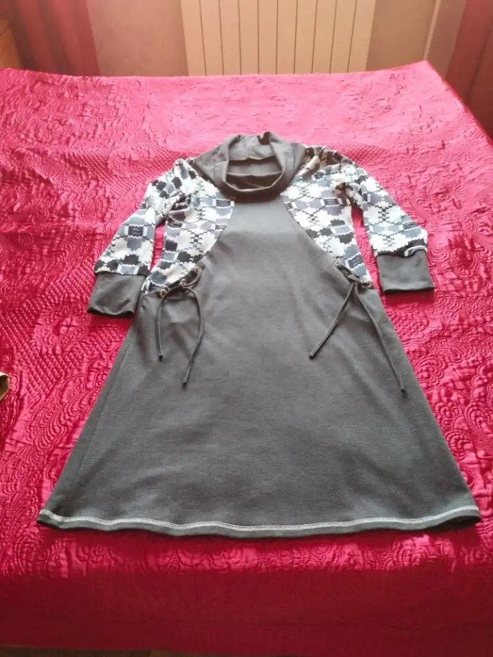 Распродажа женских платьев, фотография 2