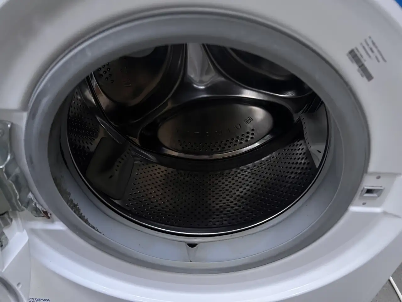Продаю стиральную машину Indesit, фотография 2
