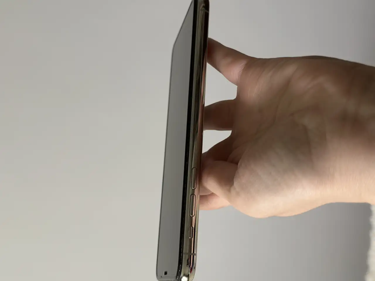 iPhone 11Pro Max 256G, бу AirPods в подарок, фотография 3