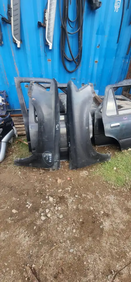 Переднее крыло  Toyota  Hilux Surf 130, фотография 1