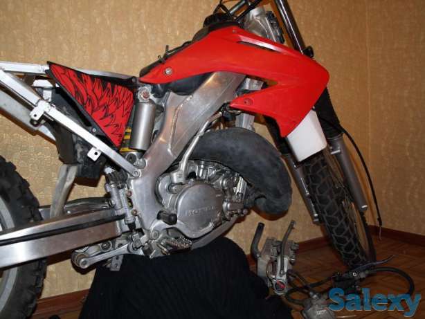 Honda CR125R, фотография 1