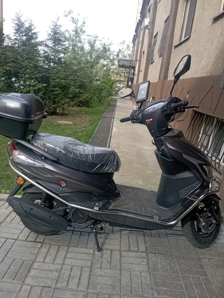 Супер резвый скутер, фотография 1