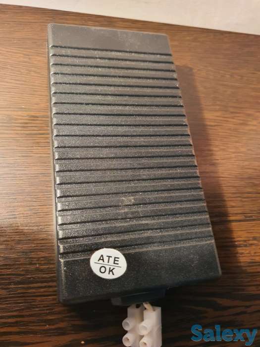 Адаптер AC-DC 12V-10A блок питания адаптор, фотография 2