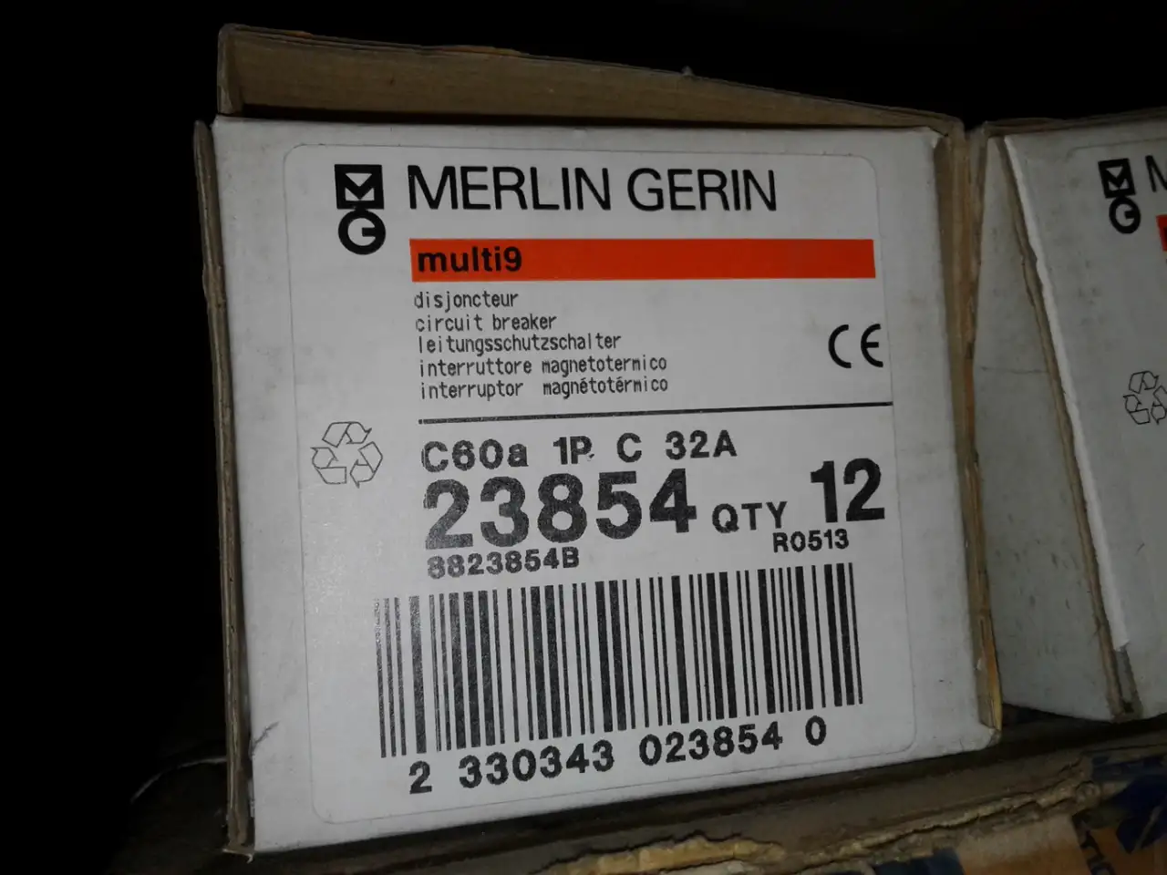 Автоматический выключатель Schneider Electric   23850 MERLIN GERIN 1Р 10 А  1Р 16 А, фотография 4