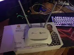 TP-Link TL-WR840NRU N300 Wi-Fi роутер, фотография 1