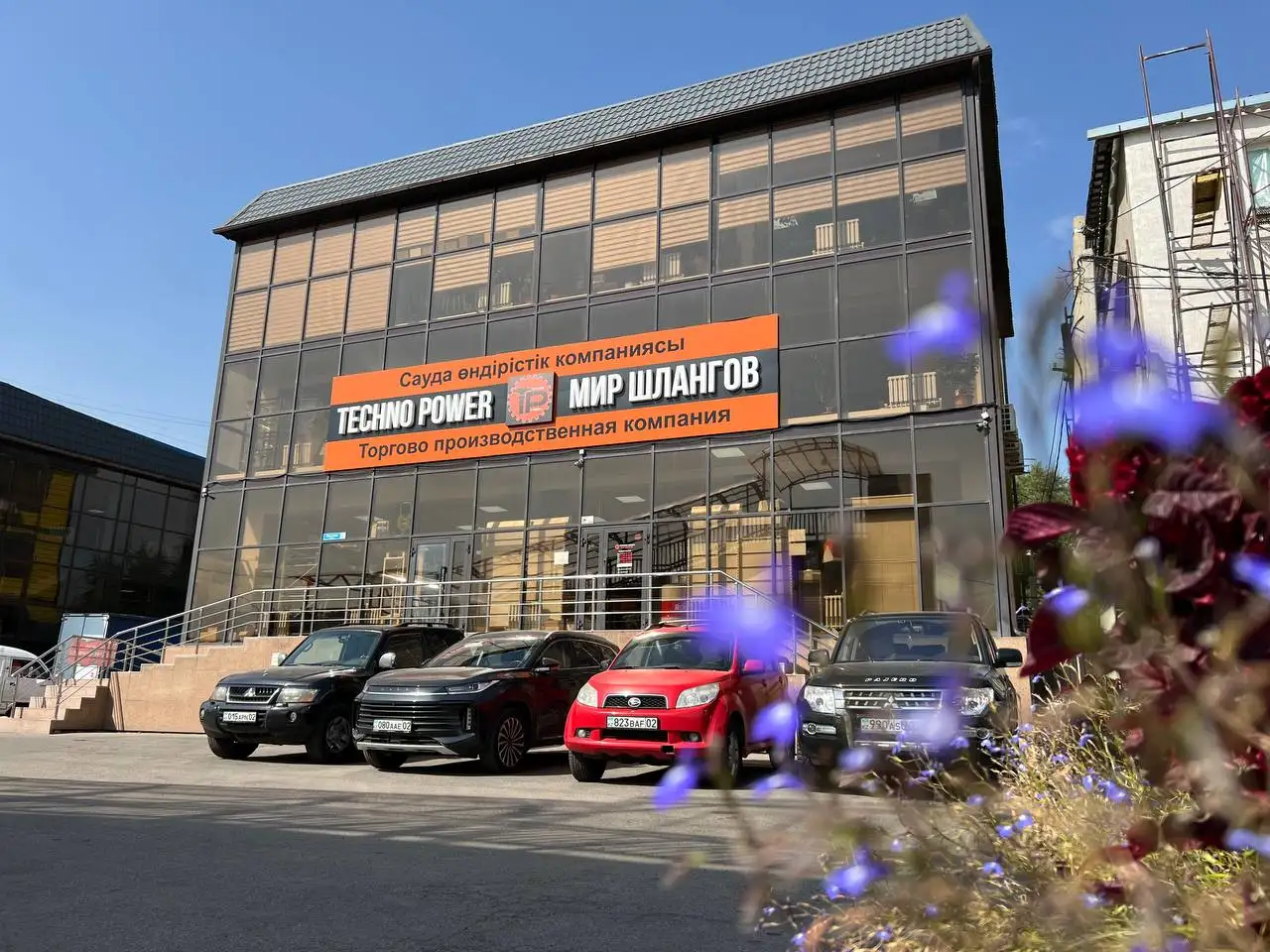 Сдам в аренду коммерческое помещение 200м, Жусанды 1Б, фотография 1