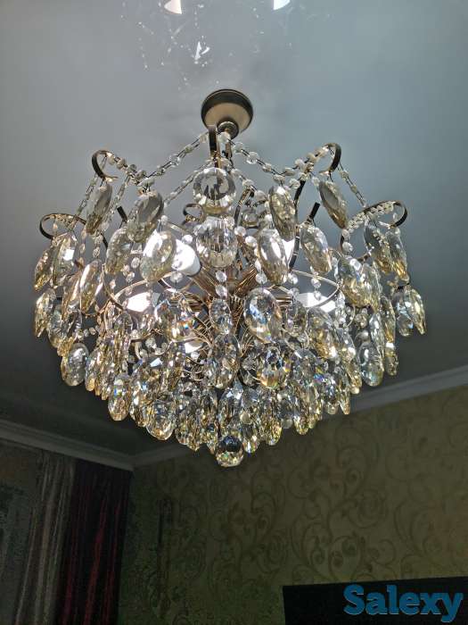 Срочно продам люстру в отличном состоянии., фотография 1