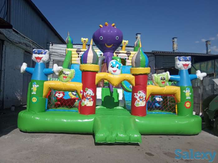 Надувной батут б/у в идеальном состоянии.  Надувной батут 