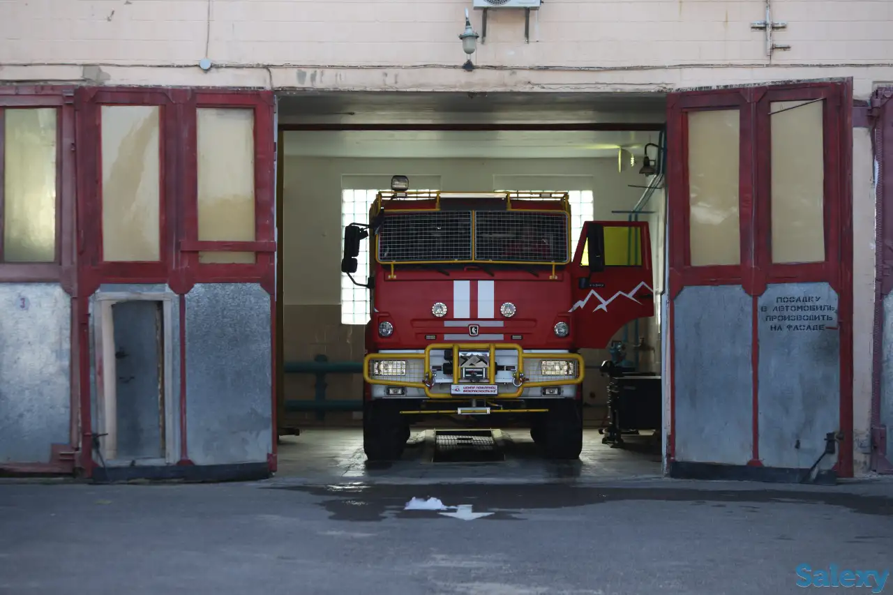 Автоцистерна пожарная АЦ 3,0-50/4 на базовом шасси КамАЗ-43502 «Крона», фотография 1